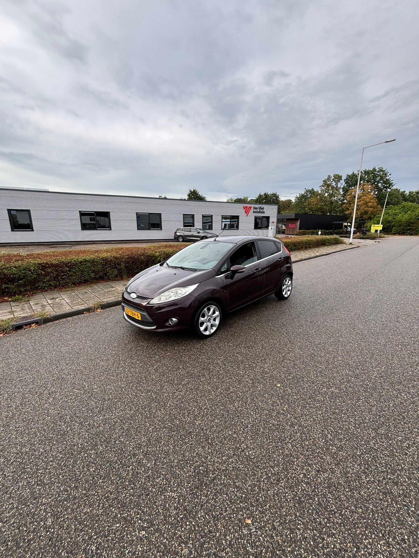 Ford Fiesta 1.4 TDCi Titanium 5-deurs MOTORISCH 100%, Auto's, Voorwielaandrijving, Stof, Gebruikt, 750 kg