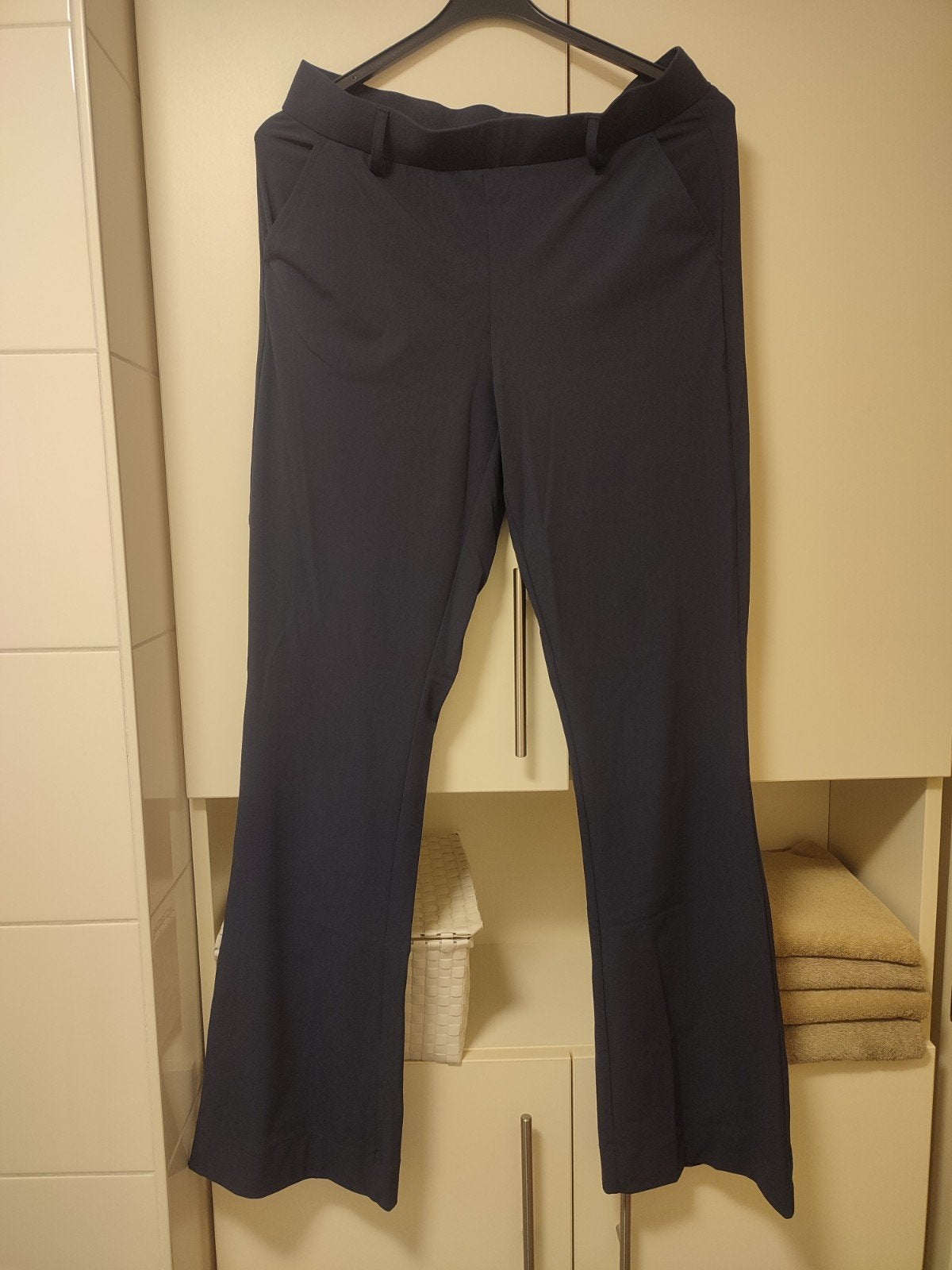 Nicolette Kluijver travel pants donkerblauw, Blauw, Nicolette Kluivert, Maat 42/44 (L), Ophalen of Verzenden