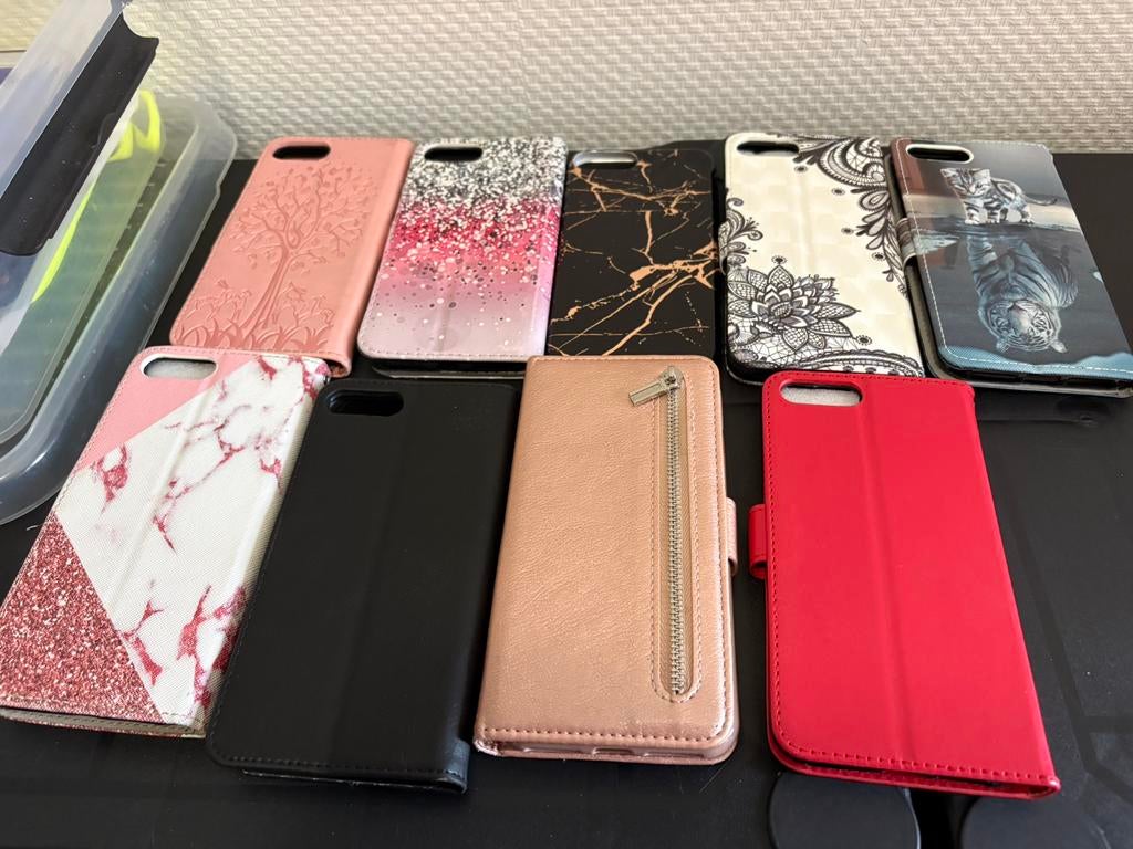 iPhone 8  hoesjes 1.50 per stuk, Telecommunicatie, Mobiele telefoons | Apple iPhone, Ophalen of Verzenden, Zo goed als nieuw, Rood