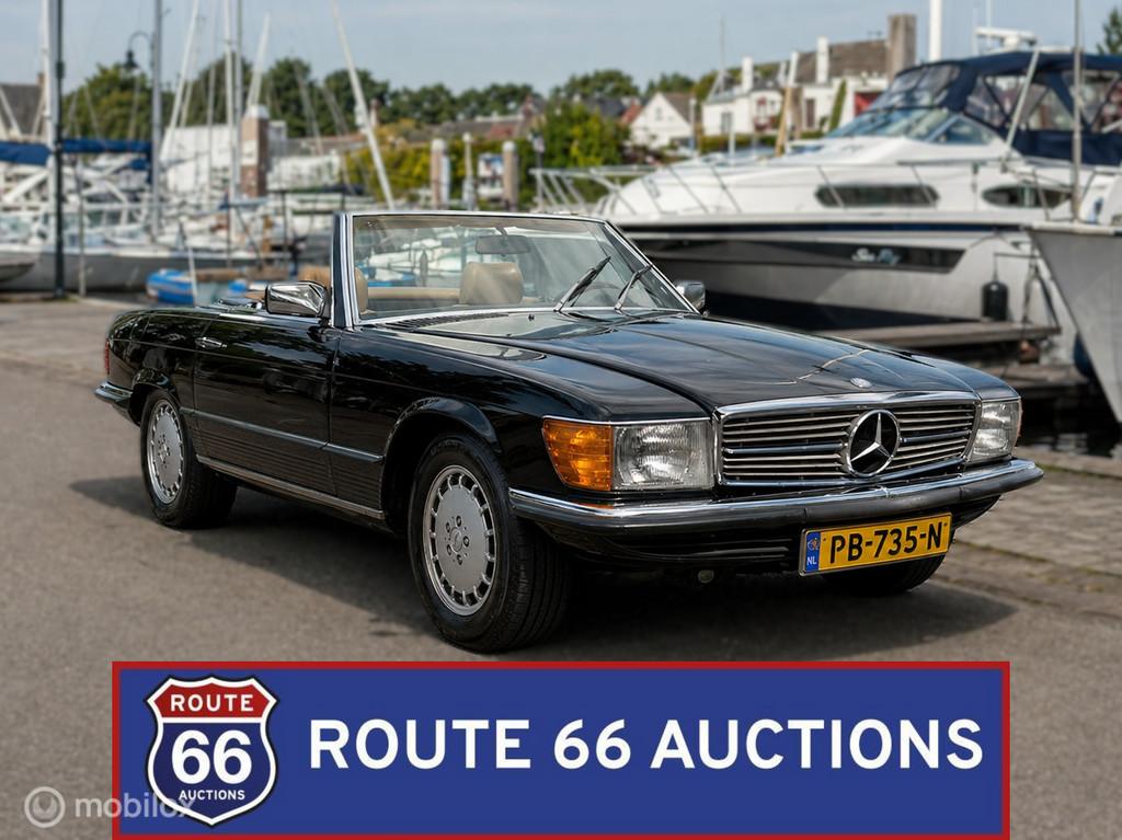Mercedes-Benz 380 SL | 1982 | Route 66 Auctions, Auto's, Oldtimers, Overige carrosserieën, Zwart, Mercedes-Benz, Bedrijf