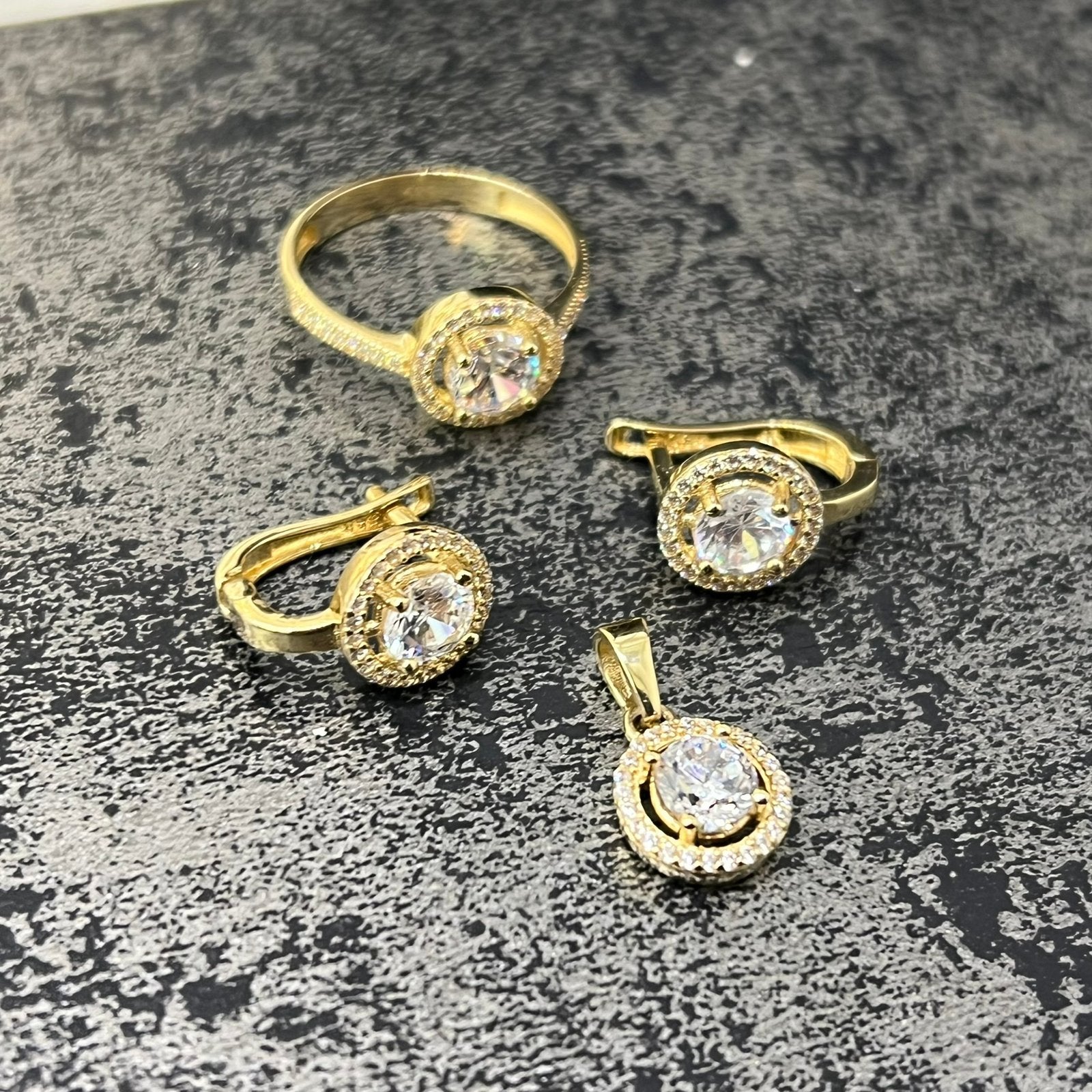 14 karaat gouden ring oorbellen hanger, Sieraden, Tassen en Uiterlijk, Ophalen of Verzenden, Nieuw, Goud, Dame