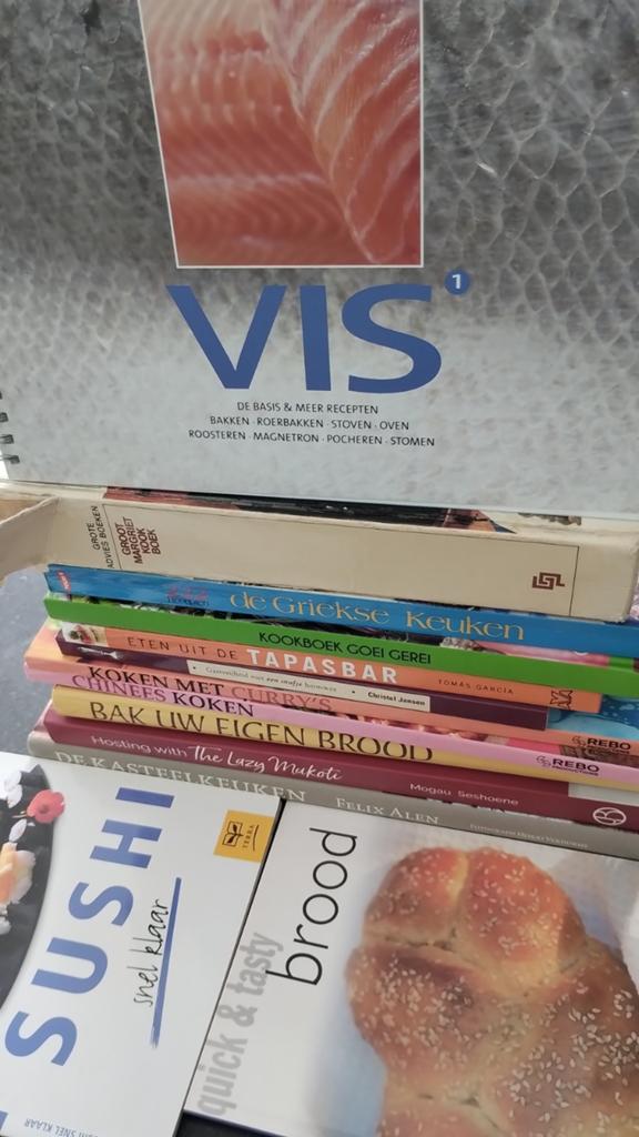 16 kookboeken - gratis op te halen, Ophalen, Gelezen, Overige gebieden, Tapas, Hapjes en Dim Sum