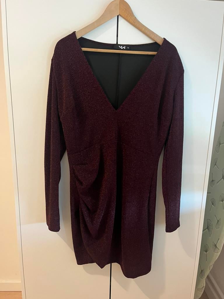 Rode glitter jurk maat XL, Kleding | Dames, Jurken, Maat 46/48 (XL) of groter, Ophalen of Verzenden, Zo goed als nieuw, Boven de knie
