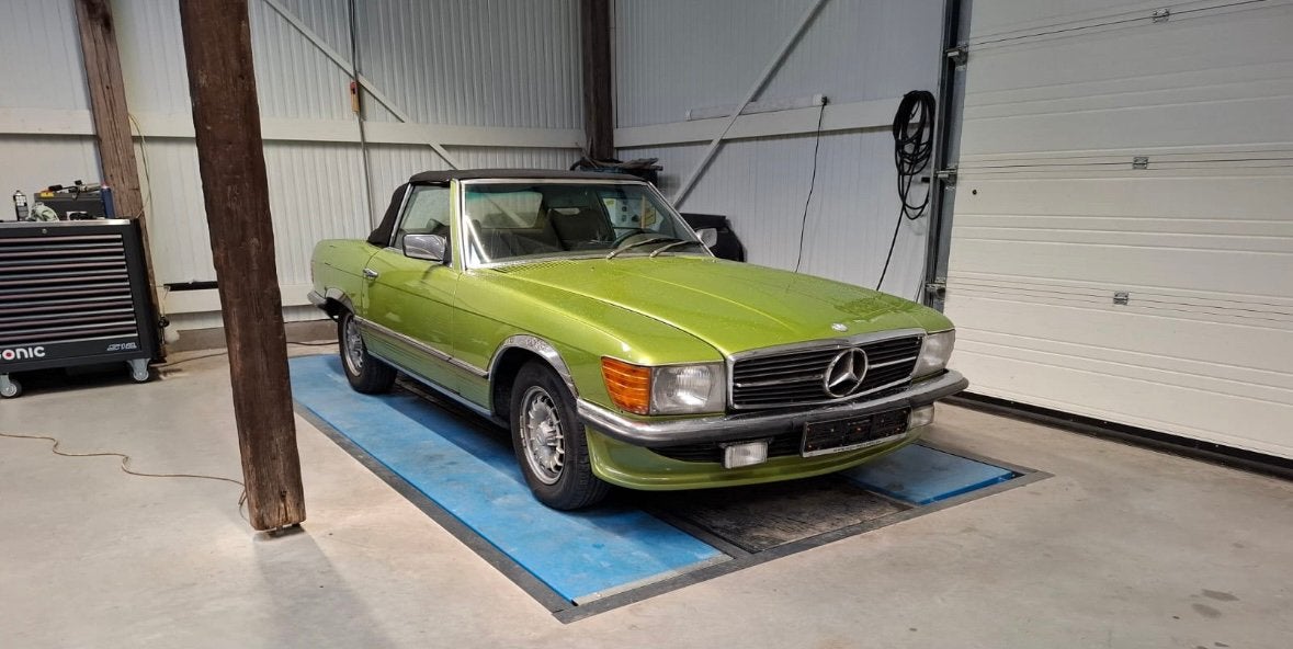 Mercedes sl spoiler 107, Ophalen, Zo goed als nieuw