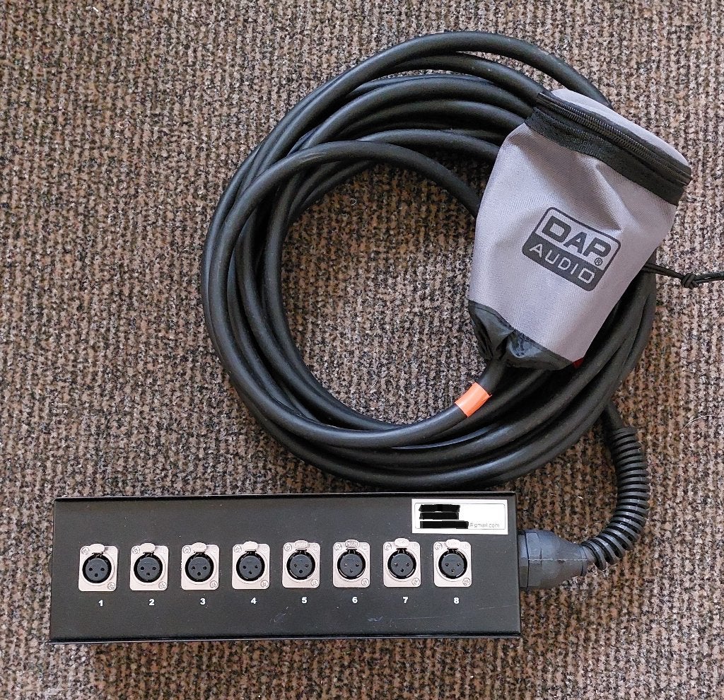 Multikabel/Stagebox 8-0-10, Muziek en Instrumenten, Kabels en Stekkers, Ophalen of Verzenden, Zo goed als nieuw, Microfoon