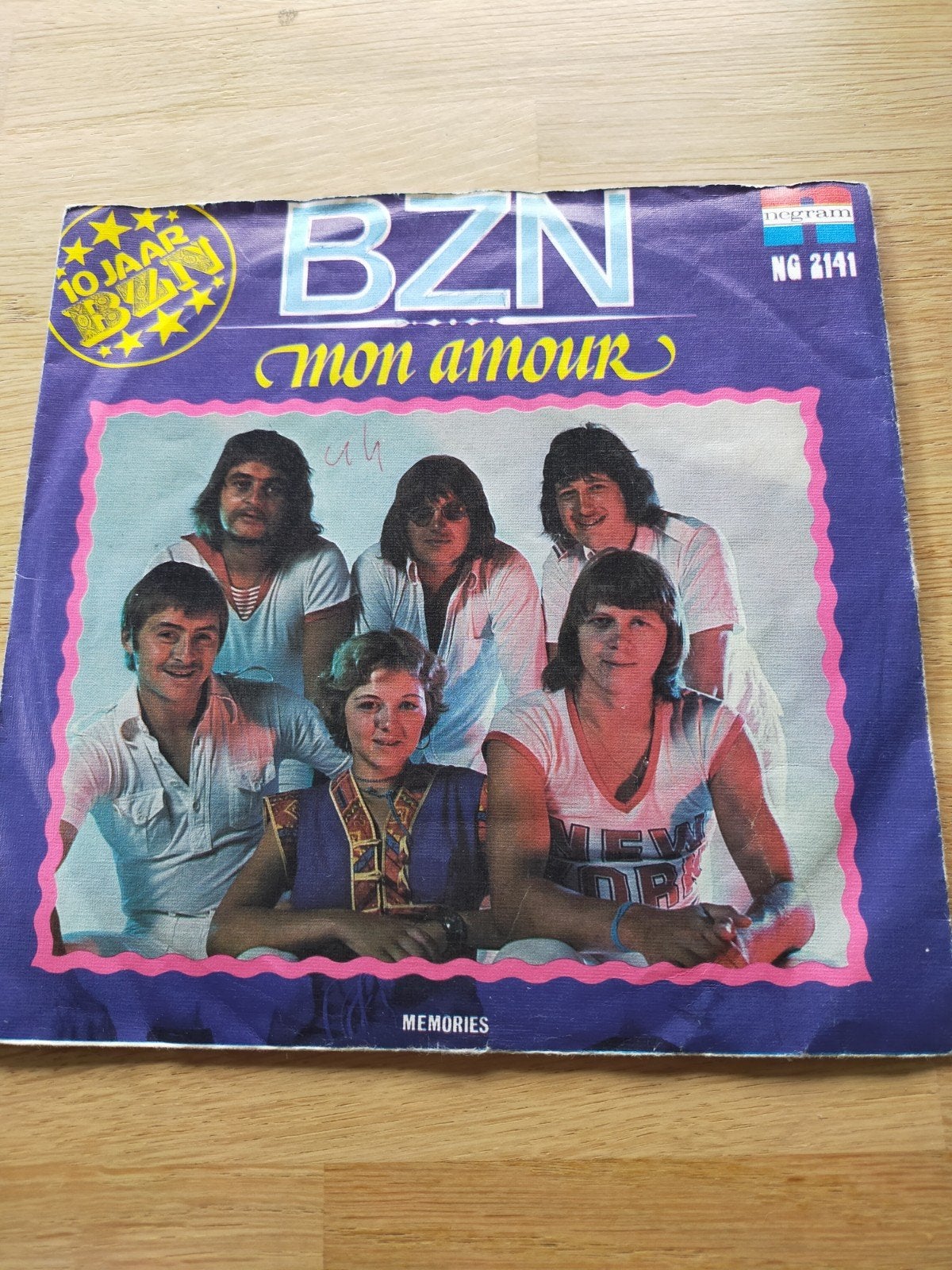 BZN , mon amour, Ophalen of Verzenden, Zo goed als nieuw, Nederlandstalig