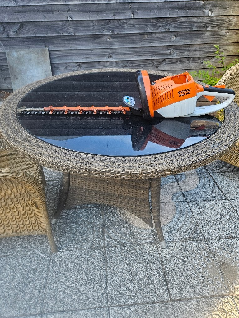 Stihl hsa 86 heggenschaar, Tuin en Terras, Heggenscharen, Ophalen, Zo goed als nieuw, Accu, Stihl