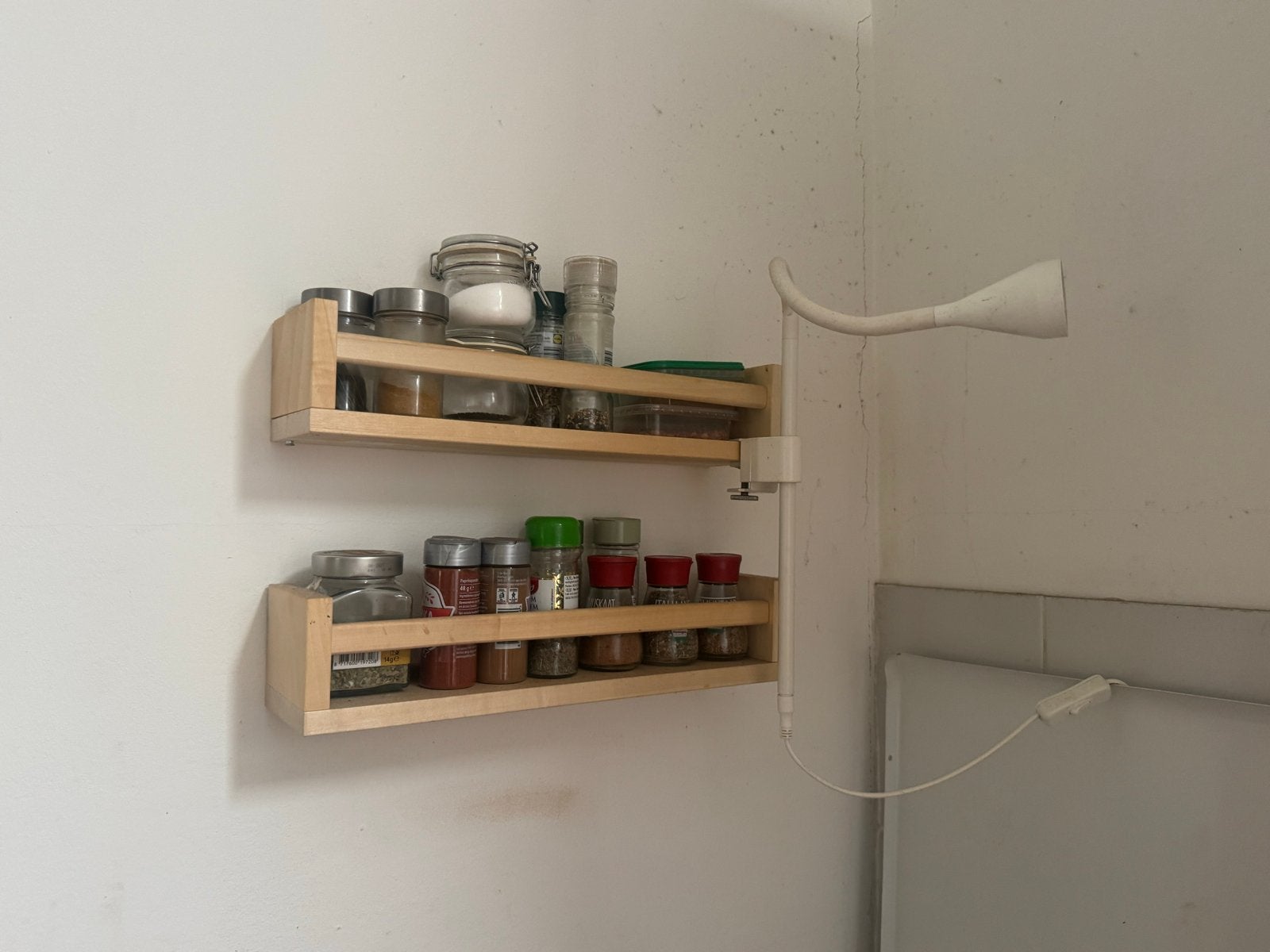IKEA BEKVÄM Kruidenrekje met ikea lamp, Huis en Inrichting, Hout, IKEA, Ophalen, Beige