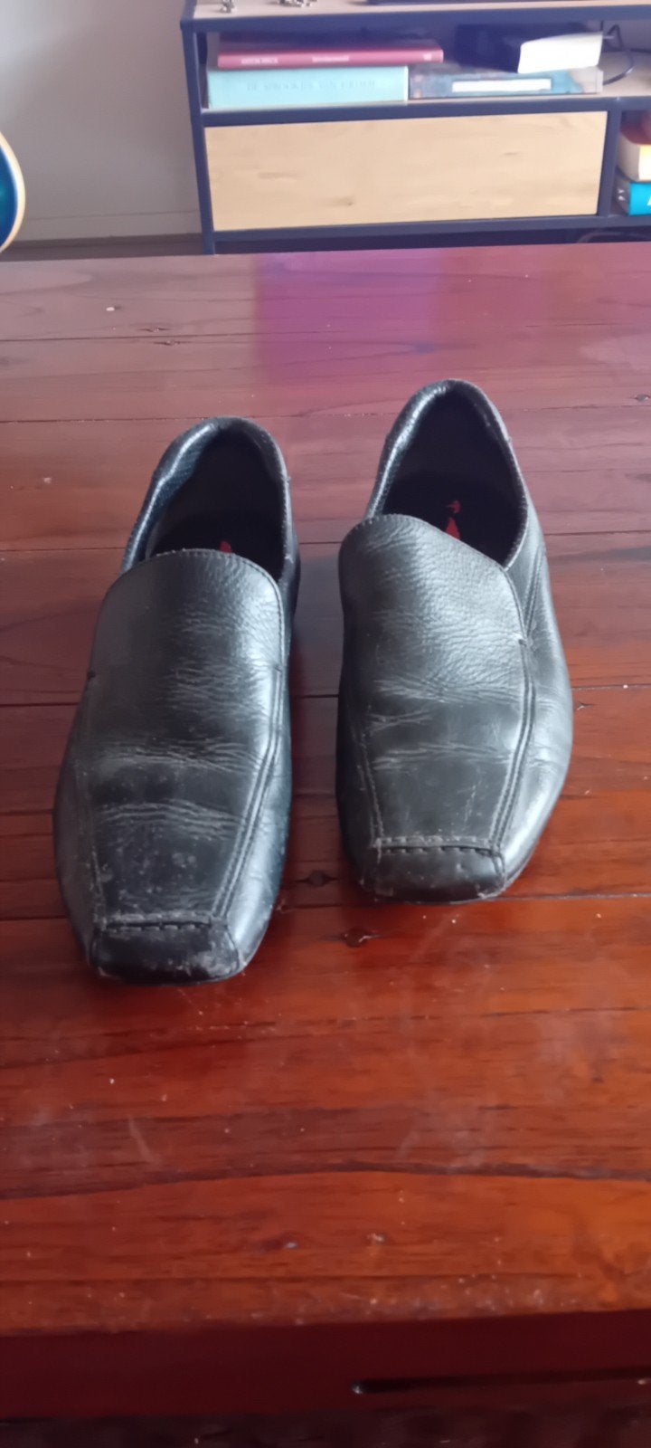 Damesschoenen Prada 35/36, Kleding | Dames, Ophalen of Verzenden, Zo goed als nieuw, Zwart, Sneakers of Gympen
