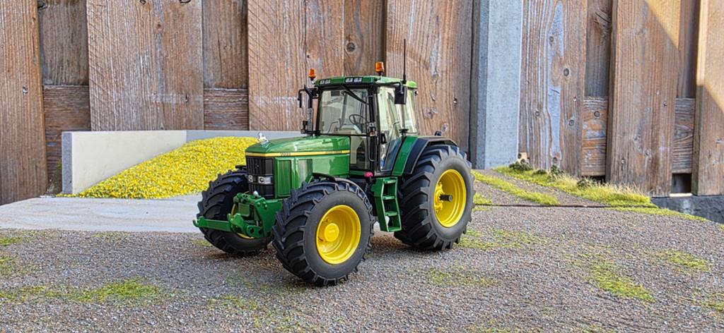 Verbouwde John Deere 7810 1:32, Ophalen of Verzenden, Nieuw, Tractor of Landbouw, Schuco
