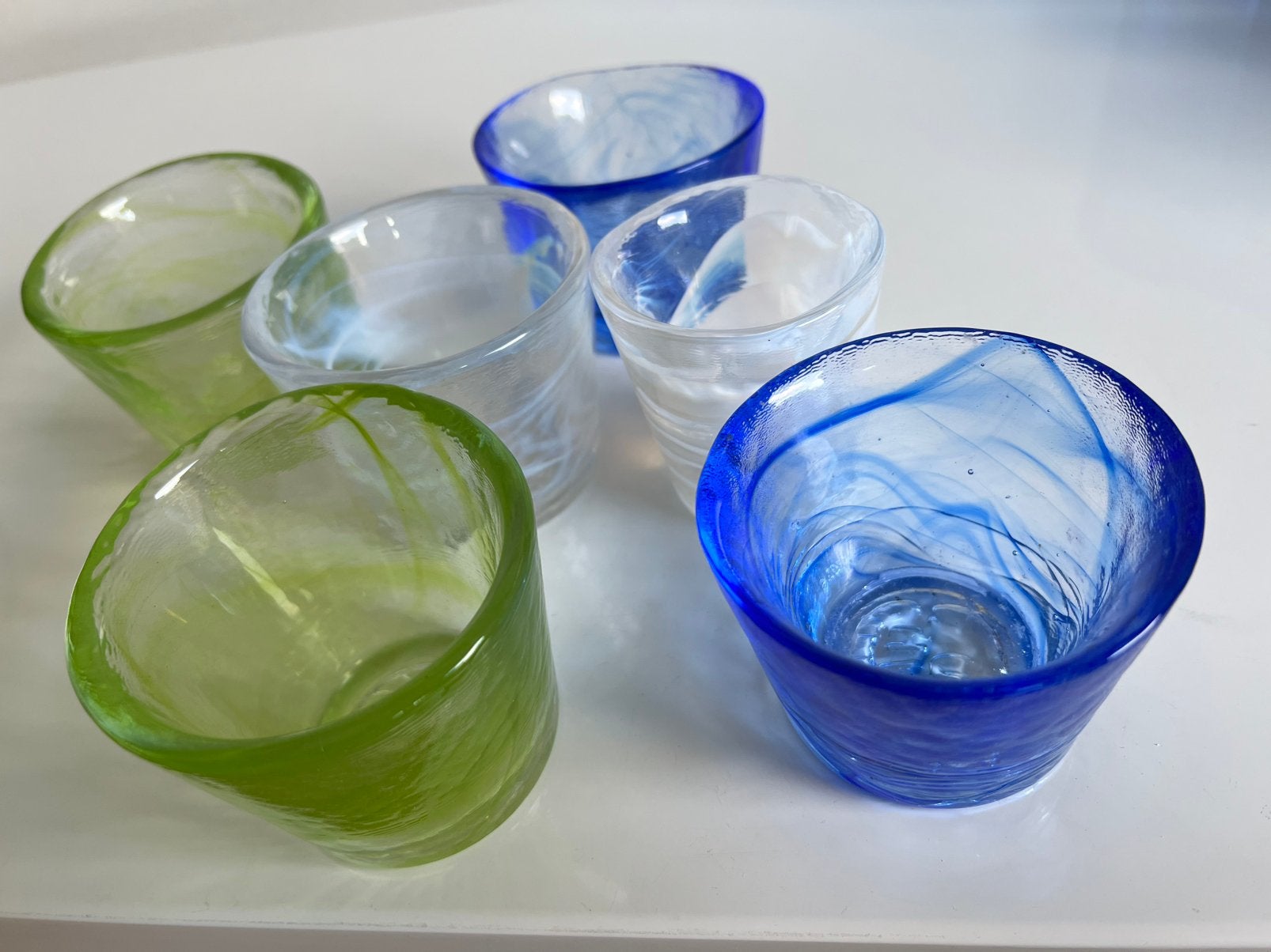 Set 6 Kosta Boda ‘Swirl’ Dikke Glazen Lemongreen Blauw, Ophalen of Verzenden