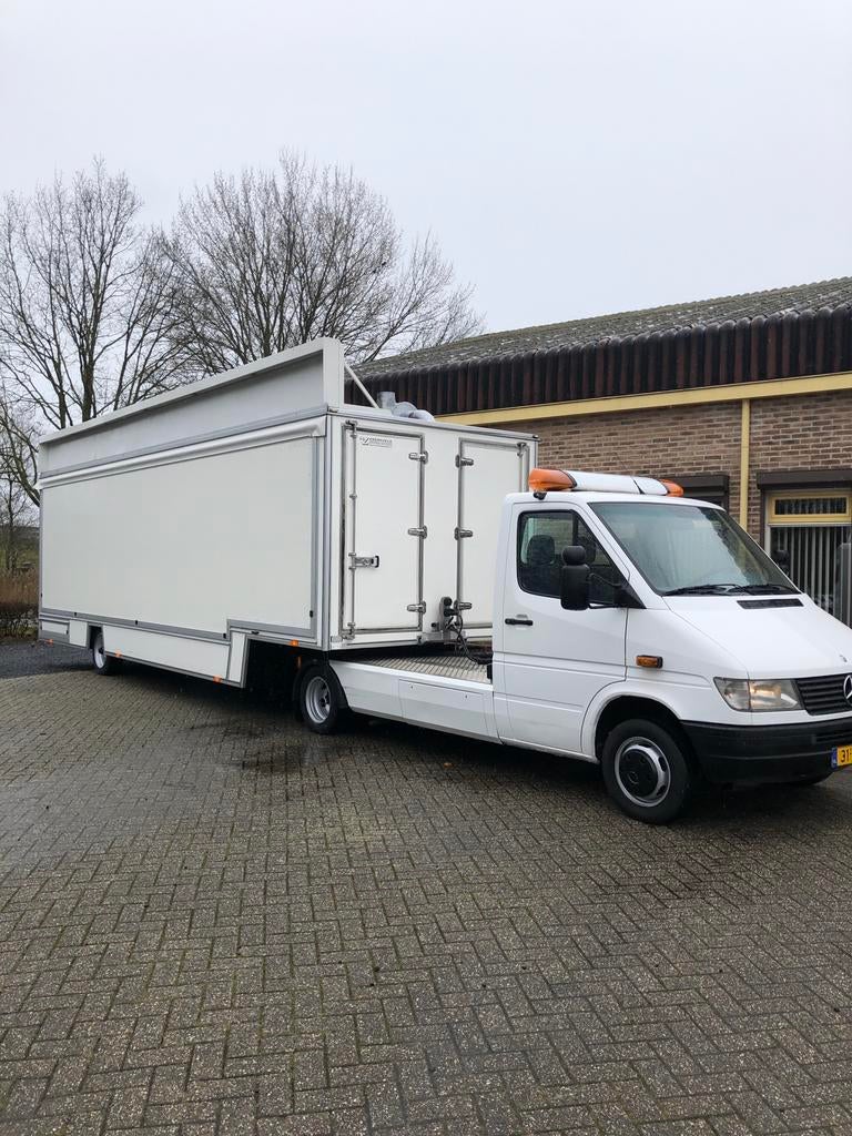 Vredeveld verkoopwagen  8.5 m , INRUIL auto/caravan mogelijk, Ophalen