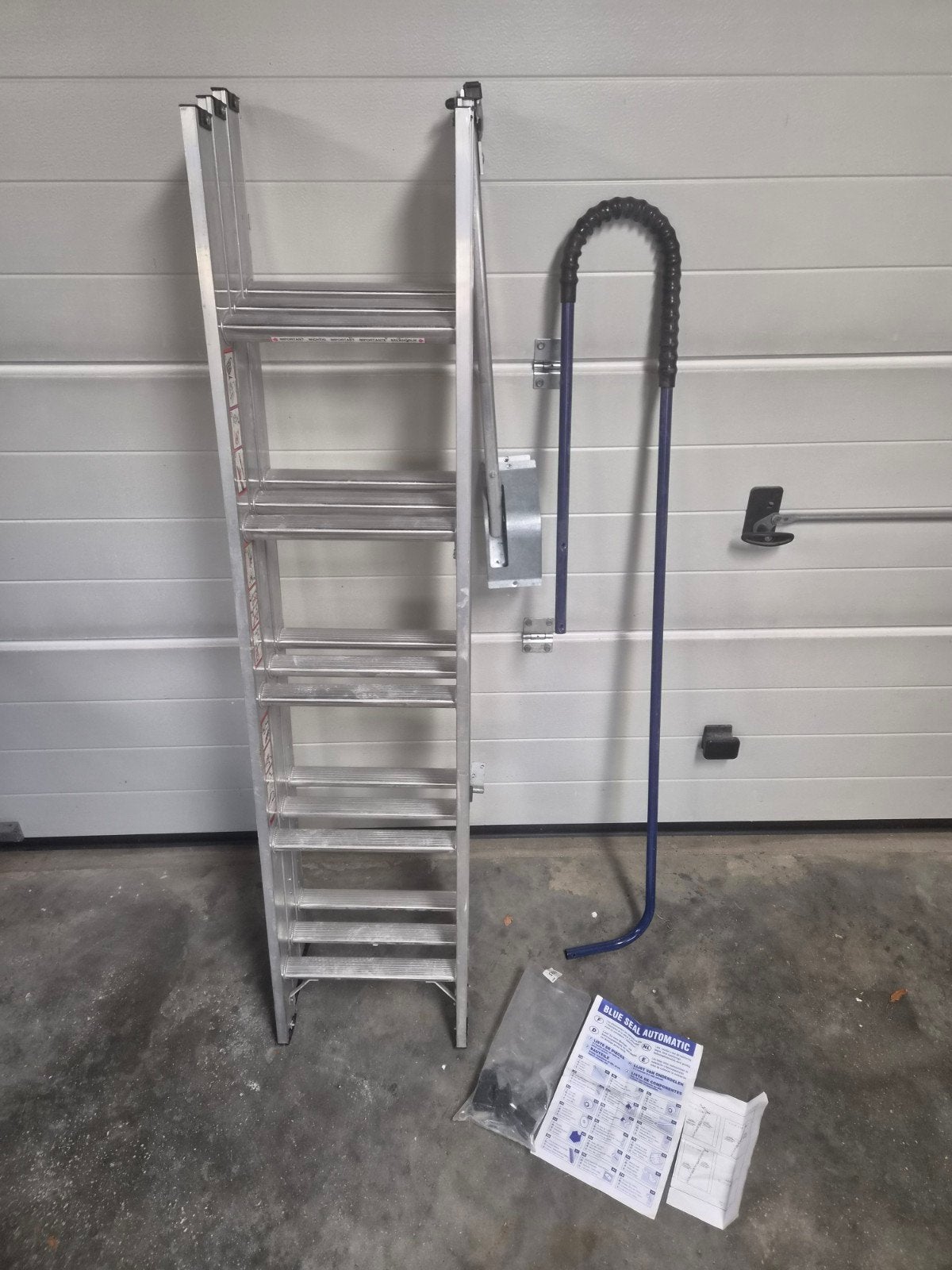 Blue Seal Automatic Vlizotrap - Hoogte 180-260cm, Doe-het-zelf en Verbouw, Ladders en Trappen, Ophalen, 2 tot 4 meter