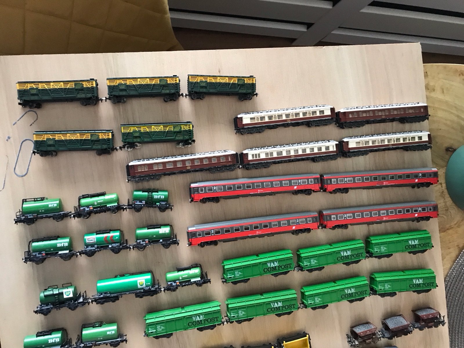 Grote collectie modeltreinen en wagons (analoog/digitaal), Hobby en Vrije tijd, Modeltreinen | N-Spoor, Overige merken, Verzenden