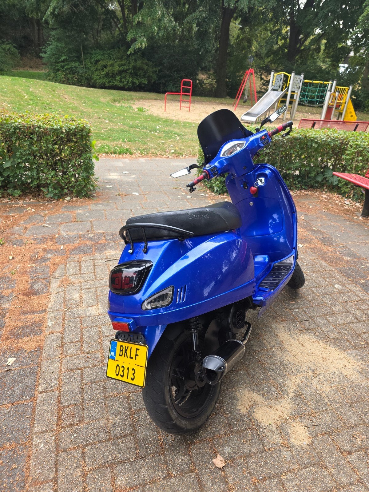ruilen/waardepeiling. 105cc 4t senzo rivalux, Fietsen en Brommers, Snorfietsen en Snorscooters, Gebruikt, Overige merken, Benzine