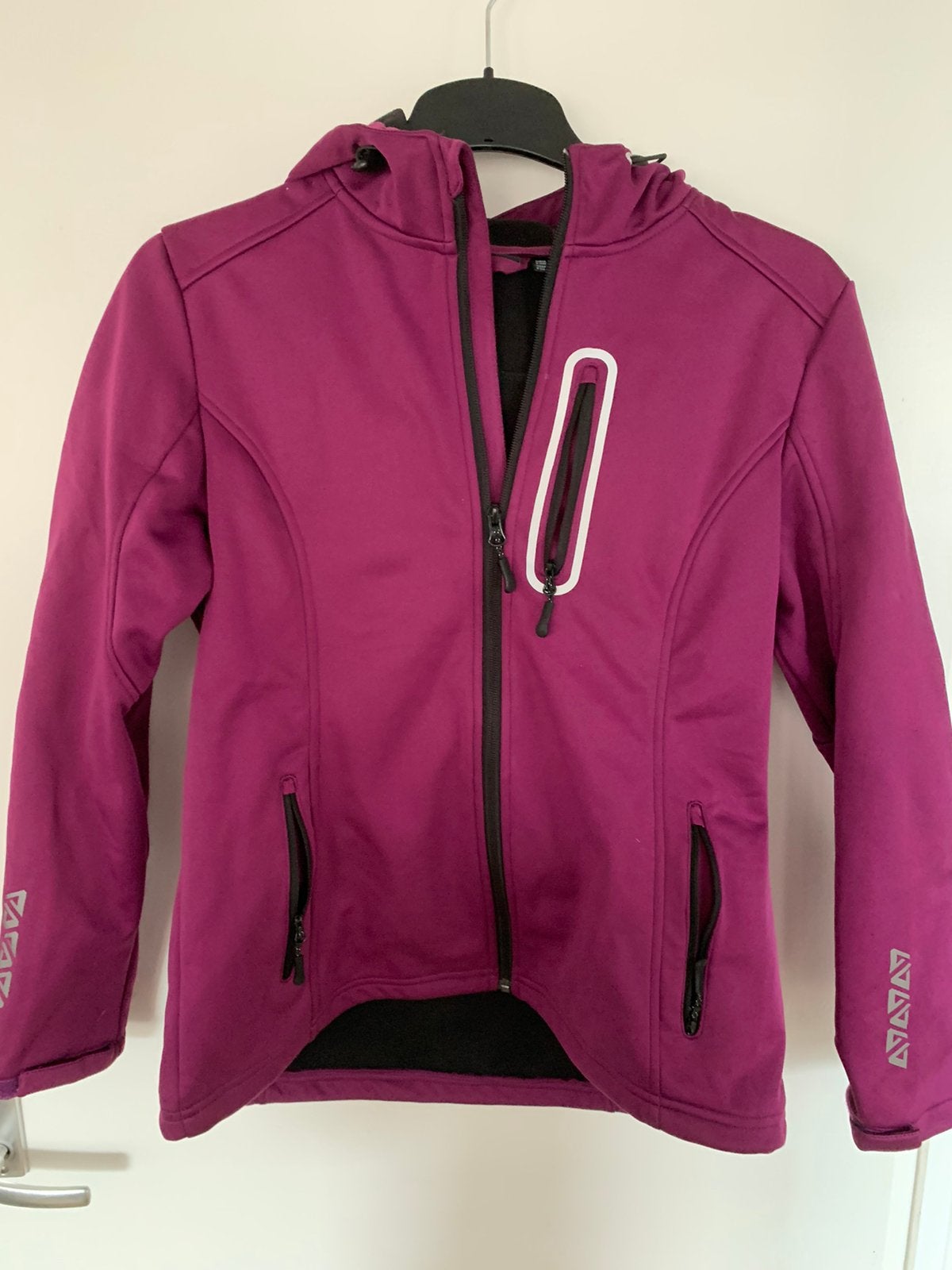 Softshell jasje, Ophalen of Verzenden, Zo goed als nieuw, Maat 38/40 (M)