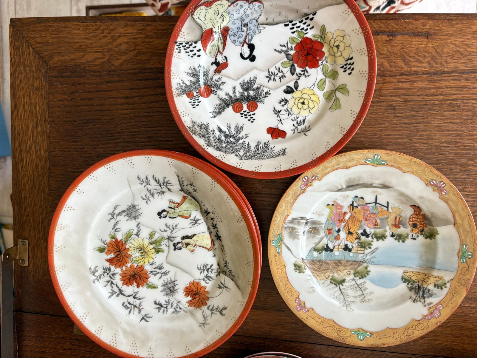 Set van Chinese decoratieve bordjes, Ophalen