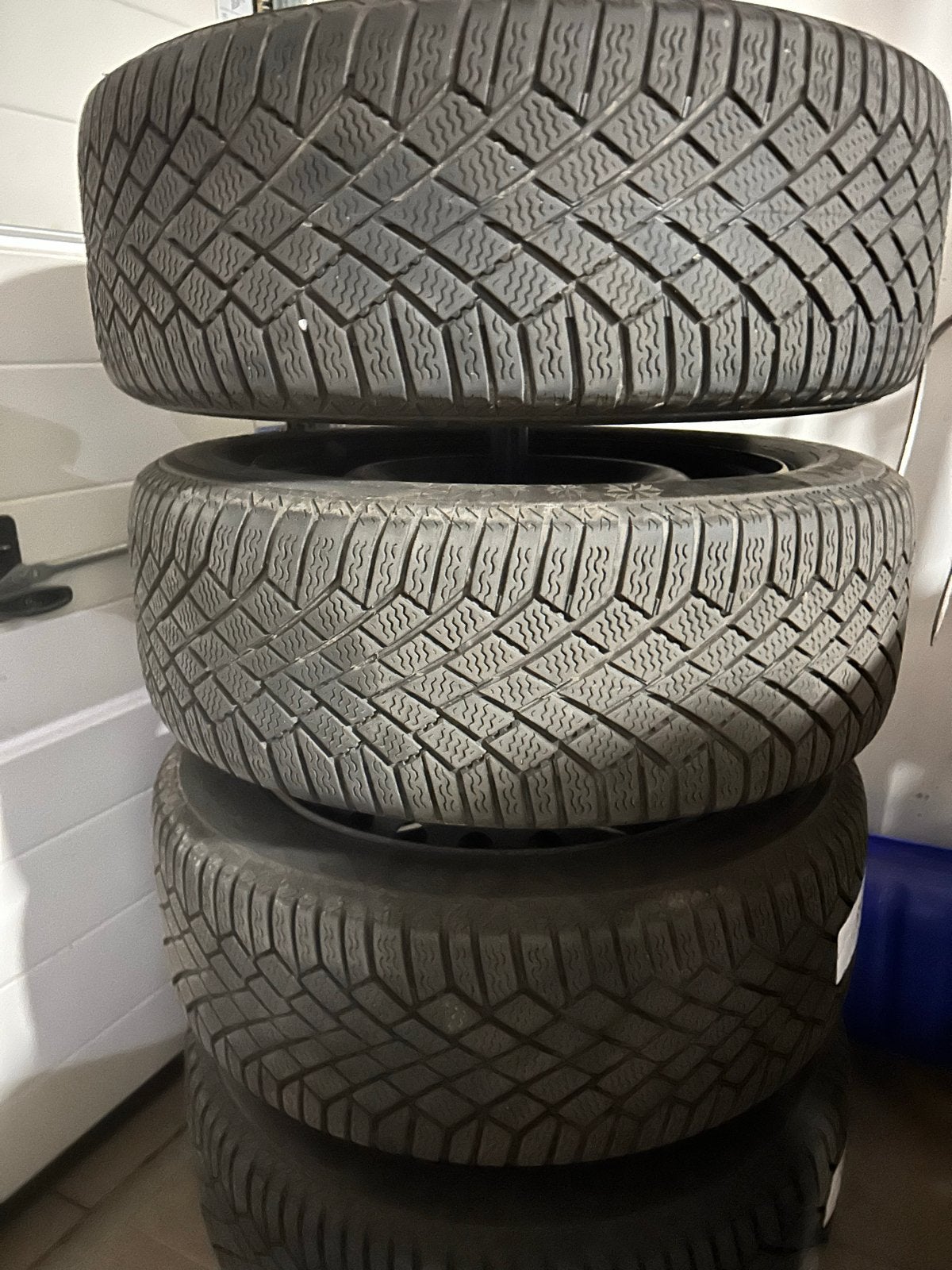 VikingContact 7 Winterbanden op stalen velgen 205/55 R16, Ophalen, Gebruikt, 16 inch, Banden en Velgen