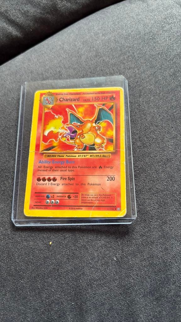 Charizard, Hobby en Vrije tijd, Verzamelkaartspellen | Pokémon, Ophalen, Zo goed als nieuw