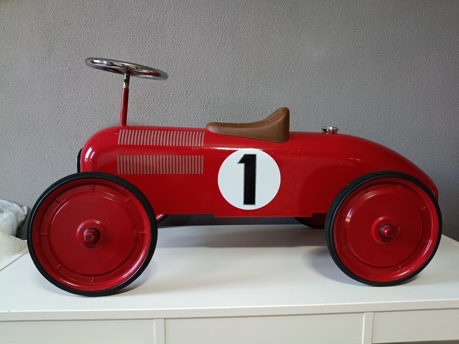 Rode retro loopauto, Ophalen, Gebruikt, Loopvoertuig