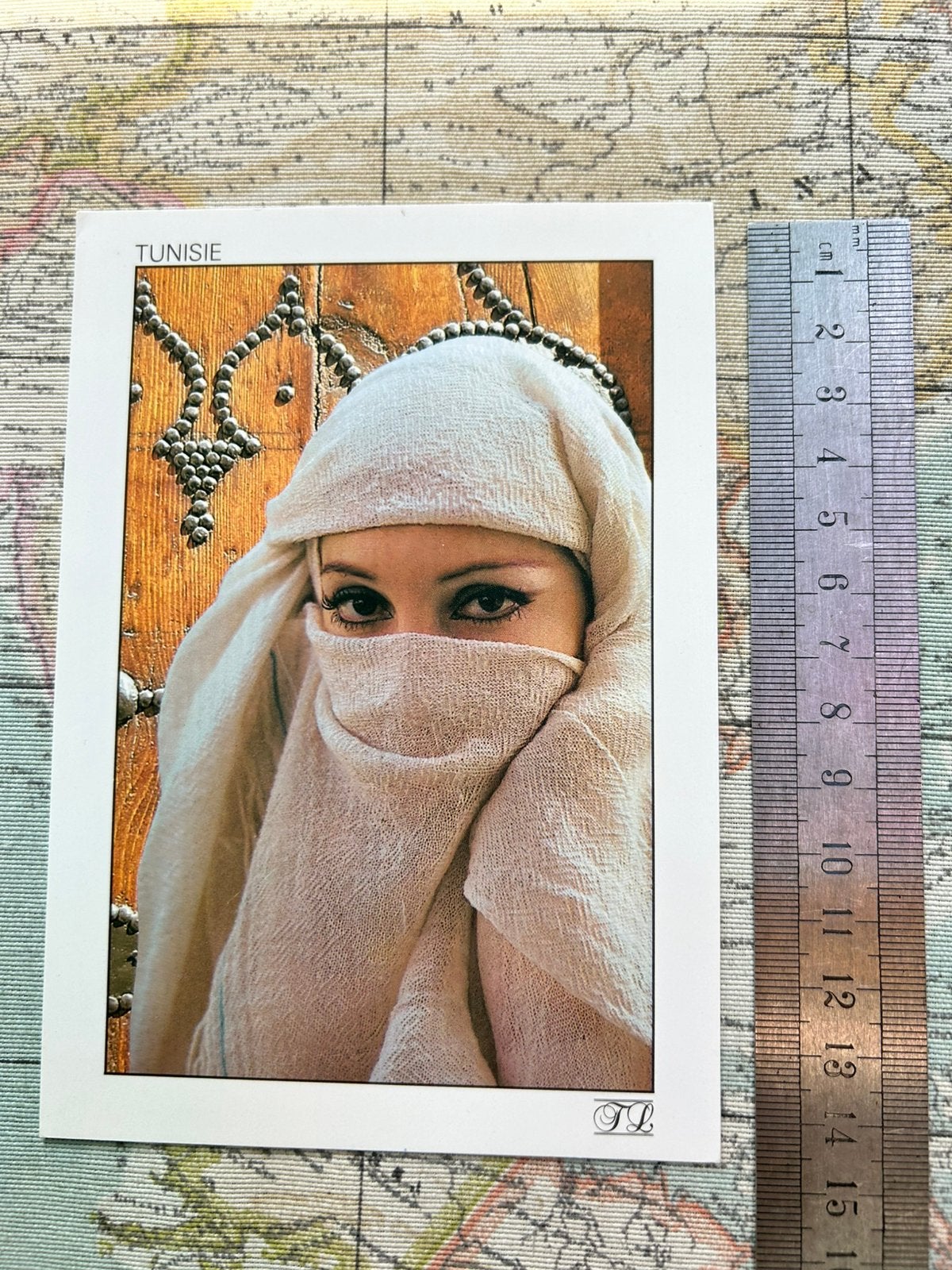 188. Kaart Gesluierde Vrouw, Ophalen of Verzenden, 1980 tot heden, Ongelopen