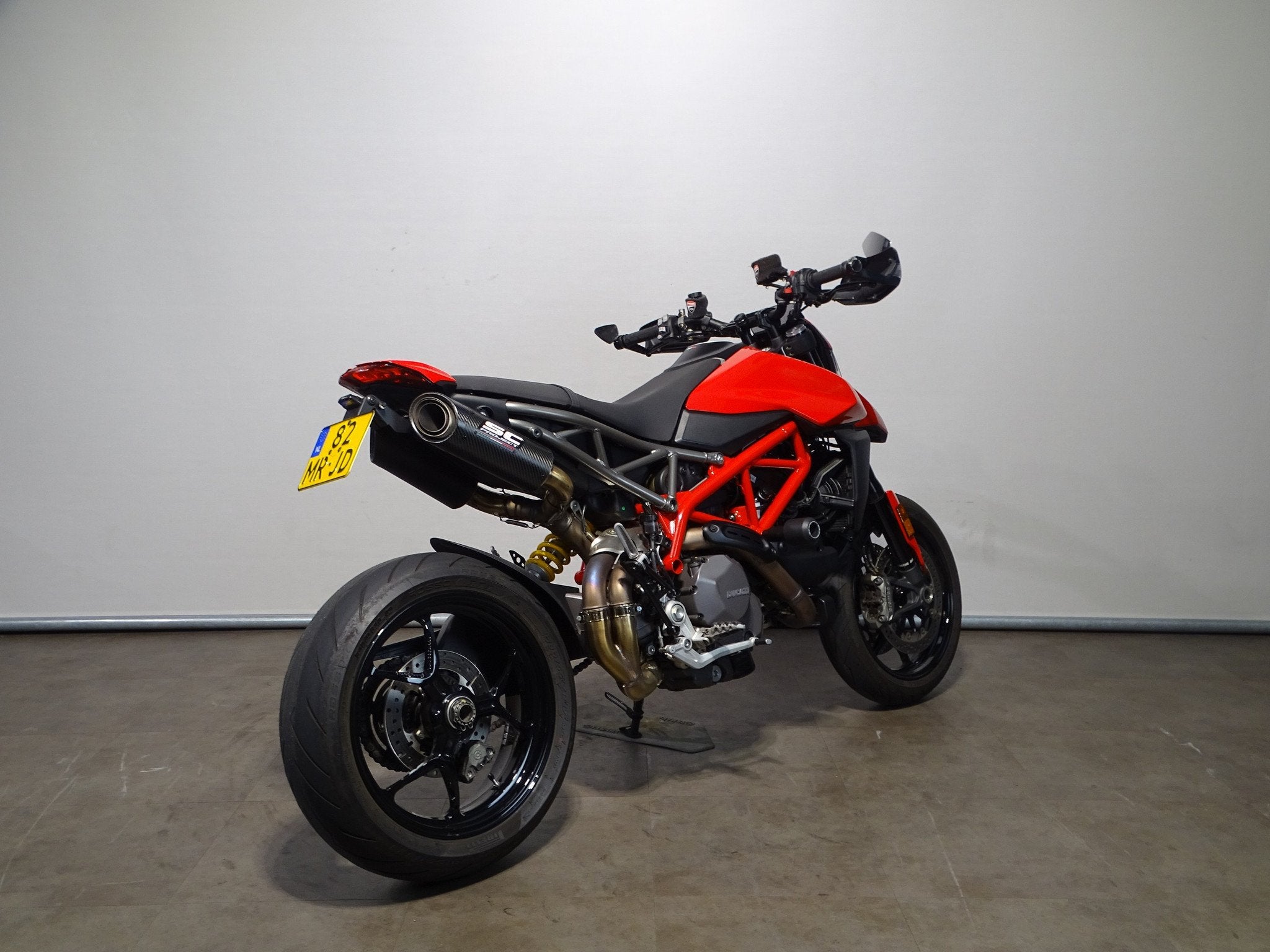Ducati Hypermotard 950, Bedrijf, Meer dan 35 kW, Naked bike