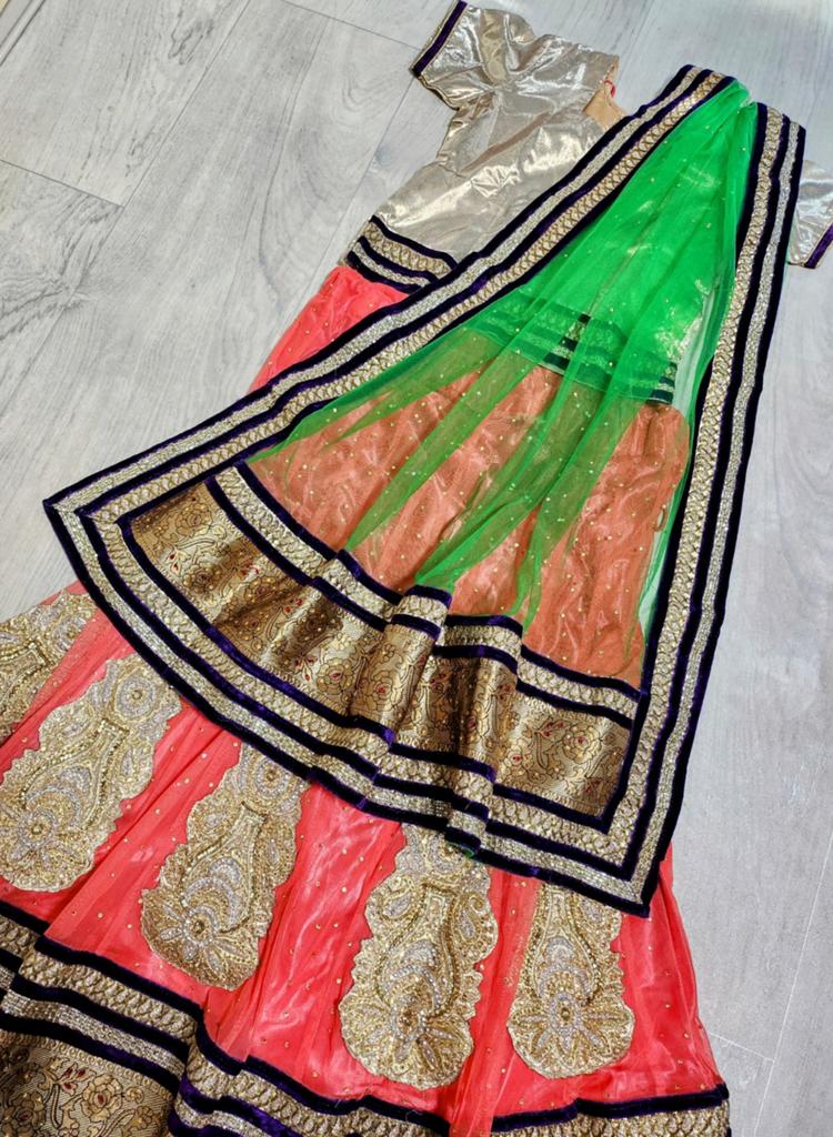 Indiase Feest Lehenga Goud-Roze-Groen 3-delig Maat 36 (S), Ophalen of Verzenden, Zo goed als nieuw, Maat 36 (S), Overige typen