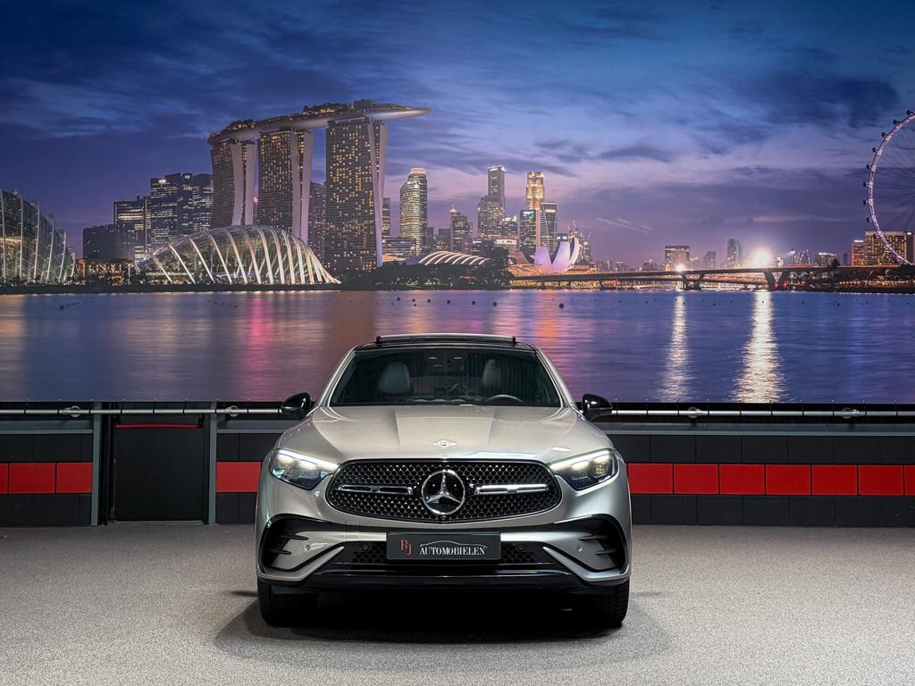 Mercedes-Benz GLC Coupé 300e 4MATIC AMG 4WS|Burmester|Memor, Automaat, Gebruikt, 2260 kg, Origineel Nederlands