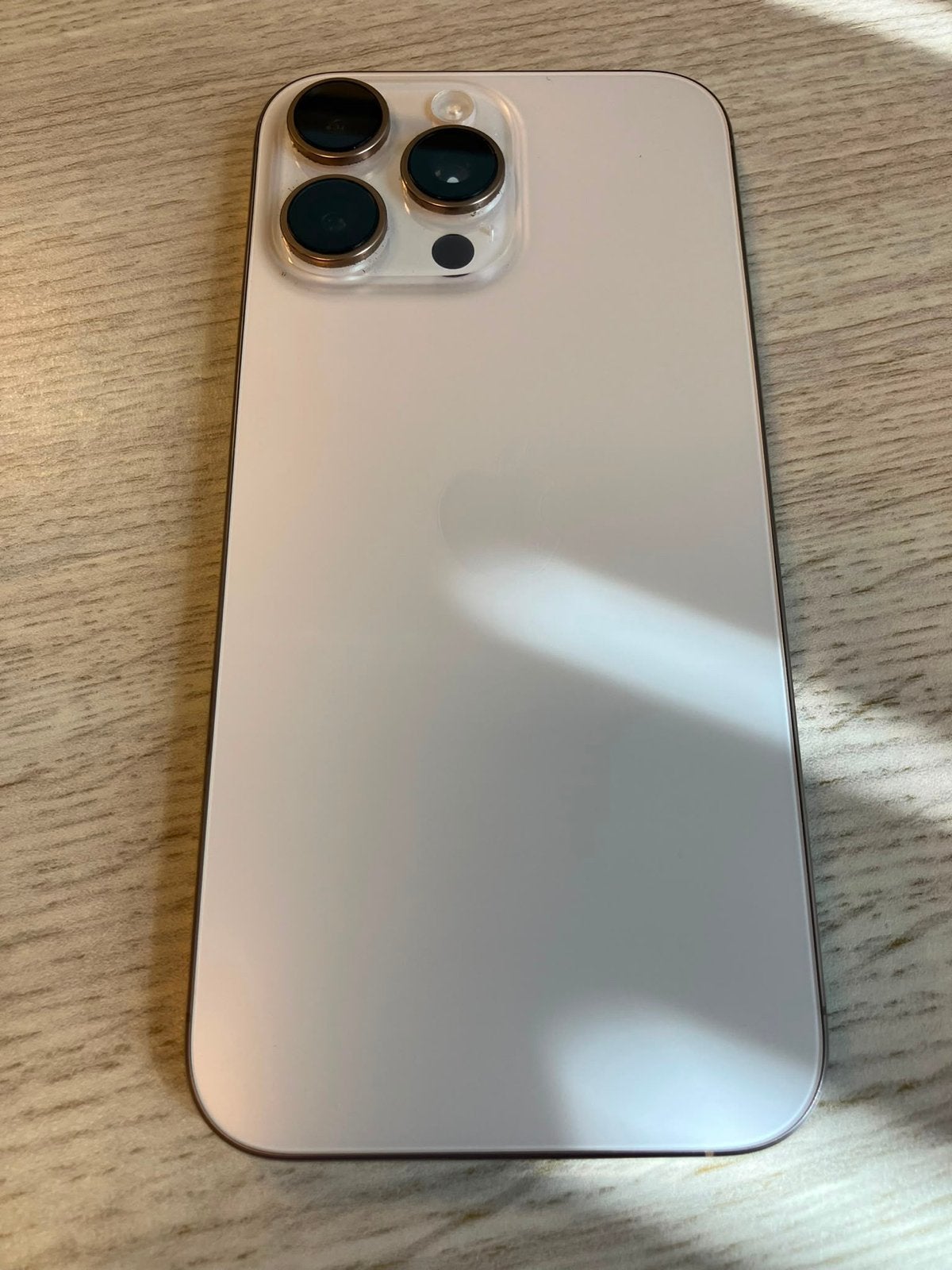 iPhone 16 Pro Max 256GB Goud - Zo goed als nieuw, IPhone 16 Pro Max, Zo goed als nieuw, Zonder simlock, Zonder abonnement