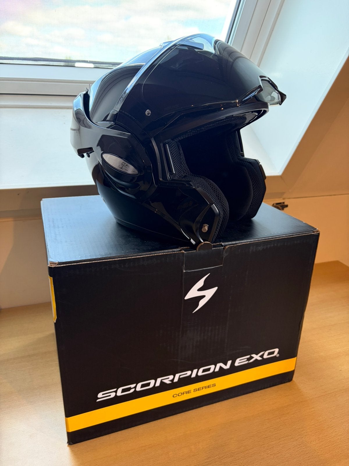 Scorpion exo tech helm, Motoren, Kleding | Motorhelmen, Overige merken, Systeemhelm, Ophalen of Verzenden, S