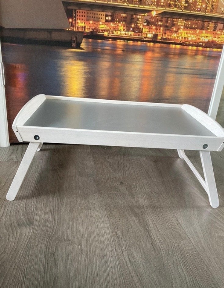IKEA KLIPSK Bedtafel - Opvouwbaar en Lichtgewicht, Ophalen, Minder dan 45 cm, Minder dan 55 cm, Zo goed als nieuw