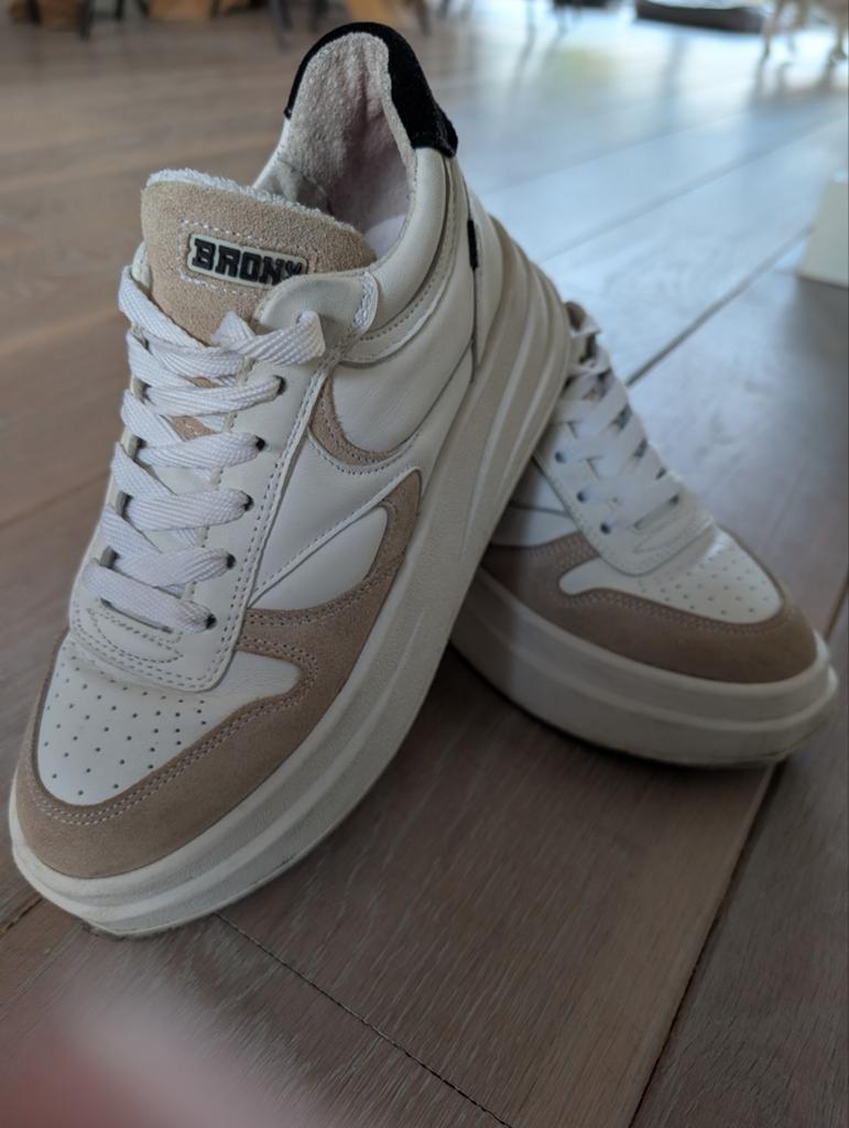 Sneakers - wit/beige- Bronx-  maat 37, Kleding | Dames, Schoenen, Bronx, Wit, Ophalen of Verzenden, Sneakers of Gympen