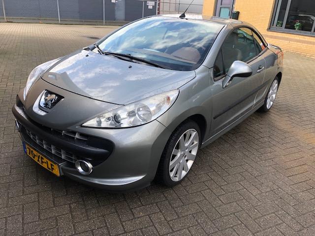 Peugeot 207 1.6 16V CC 110KW met nwe APK tm 6-1-2027, Voorwielaandrijving, Parkeersensor, Gebruikt, 4 cilinders