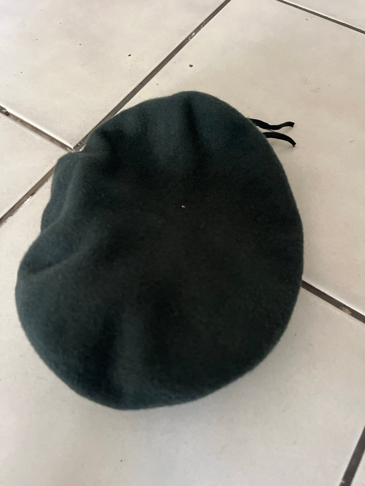 Donkergroene baret, maat 56, Ophalen of Verzenden, Landmacht, Nederland, Helm of Baret