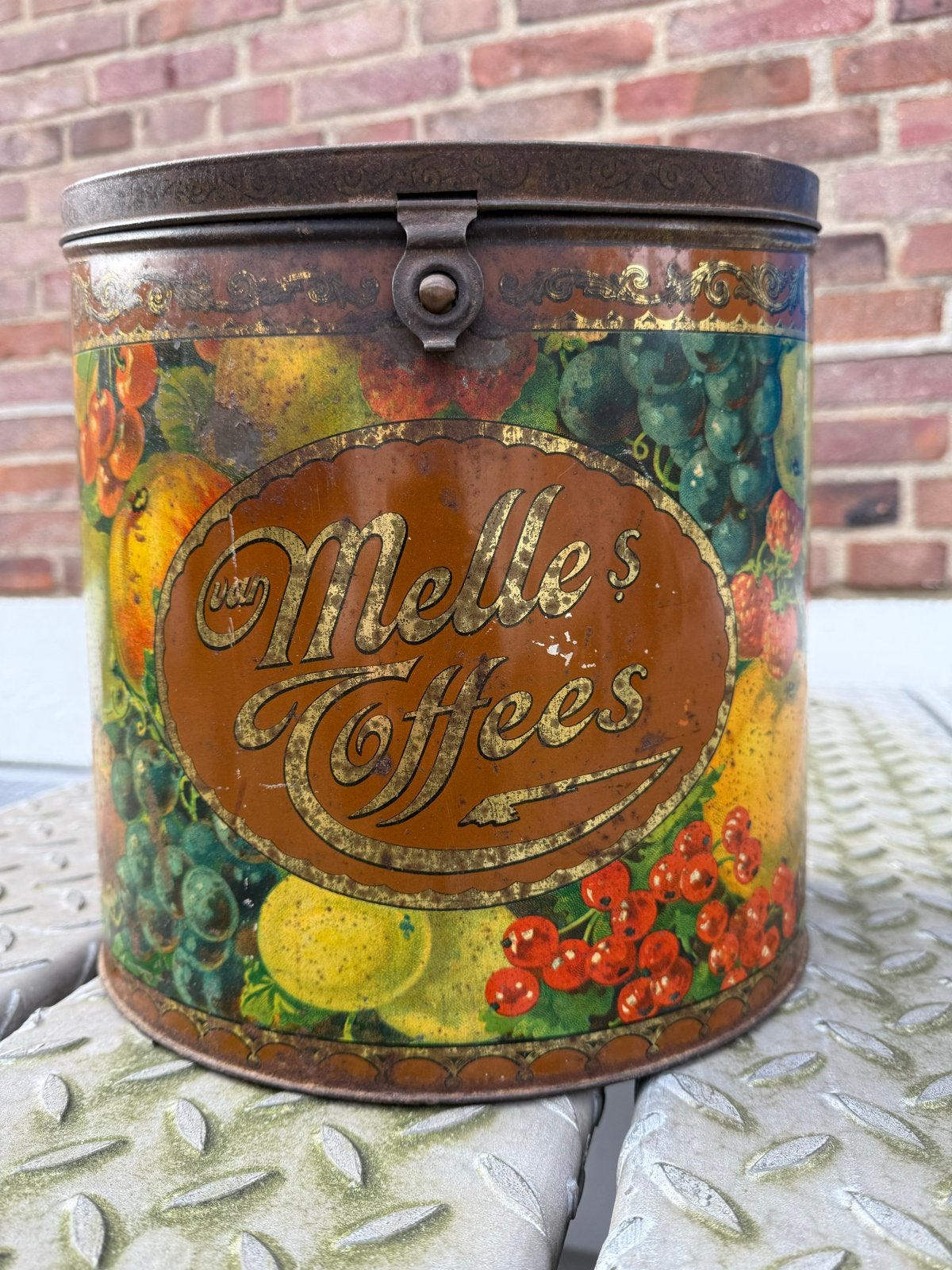 Antieke Van Melle's Toffees blik met fruitdecor, Ophalen of Verzenden