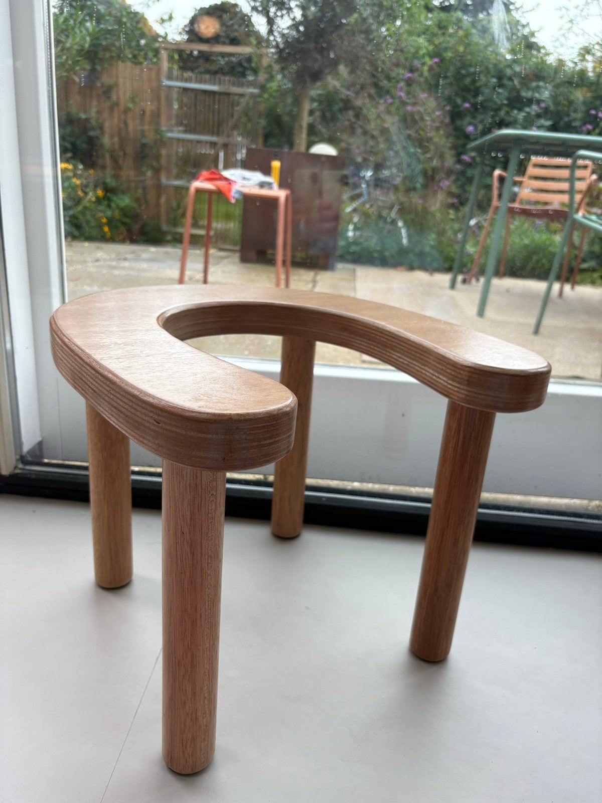 Baarkruk verloskundige - Comfortabel en praktisch, Huis en Inrichting, Ophalen, Zo goed als nieuw, Hout