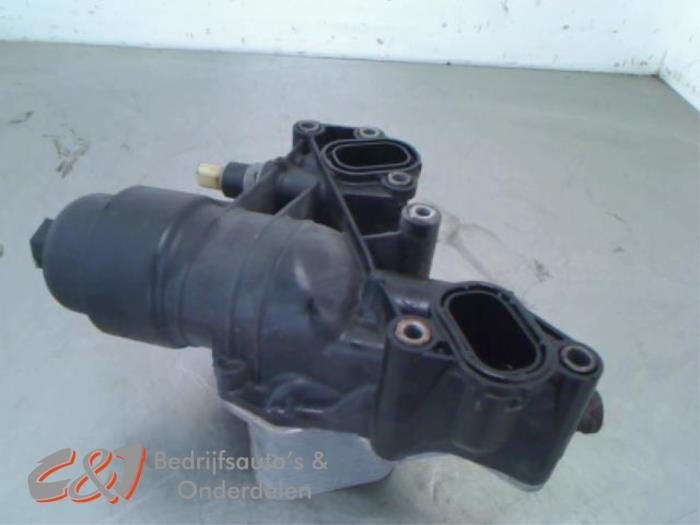 Oliefilterhuis van een Renault Trafic, Gebruikt, -, Renault, -