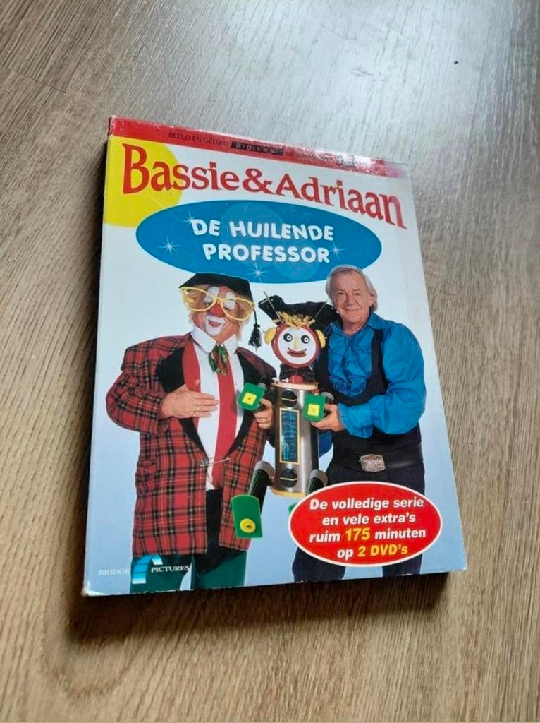 Bassie en Adriaan en de Huilende Professor boekvorm dvd., Cd's en Dvd's, Dvd's | Kinderen en Jeugd, Avontuur, Gebruikt, Alle leeftijden