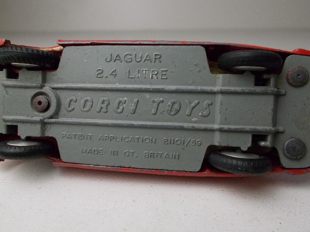 1960 Corgi Toys 213 JAGUAR 2.4 LITRE FIRE CIEF's CAR I.g.st., Ophalen of Verzenden, Zo goed als nieuw, Auto, Corgi