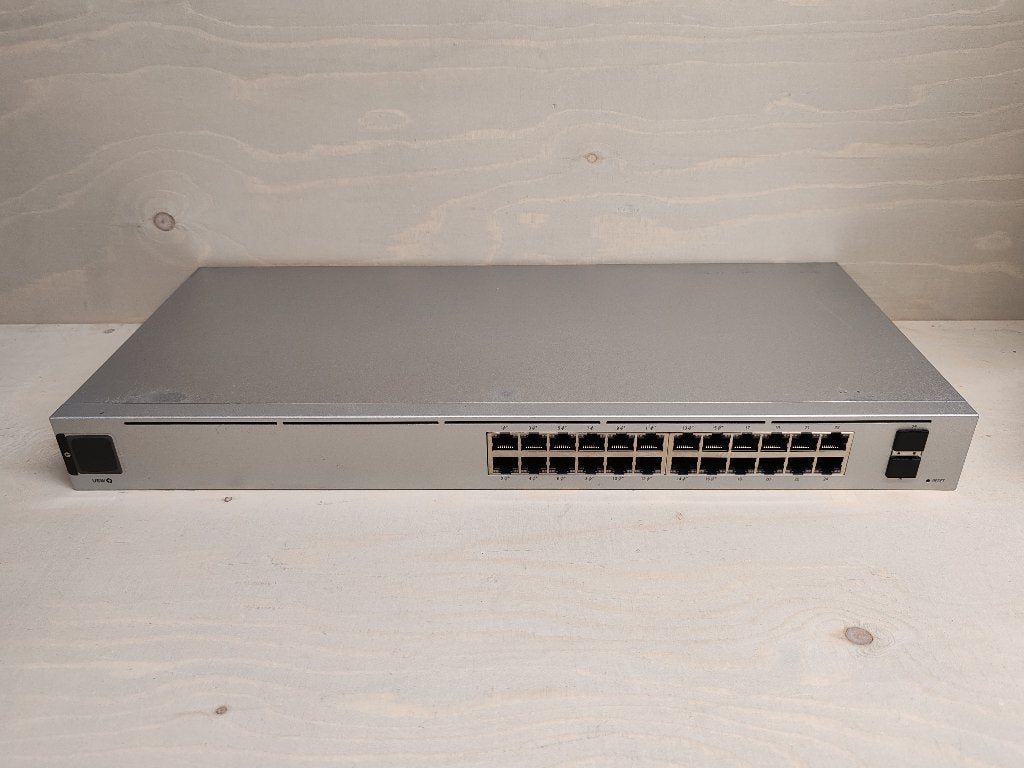 Ubiquiti Unifi USW-24-PoE, Gebruikt, Ekkersrijt 3102, 5692CC Eindhoven, Rma.ui.com, Ubiquiti