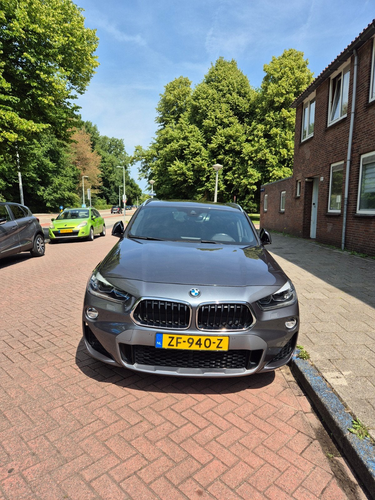 BMW X2 Sdrive20i 192pk Aut 2019 Grijs, Auto's, 1998 cc, X2, 1800 kg, 1435 kg