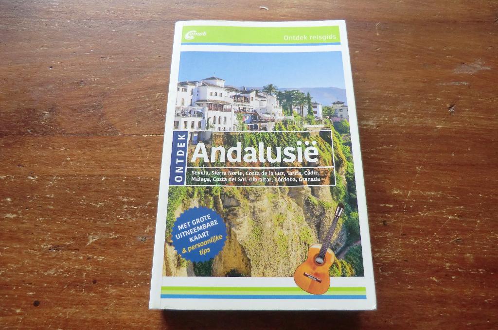 reisgids - Andalusië - anwb ontdek reisgids (2020) / Malaga, Boeken, Reisgidsen, Europa, Ophalen of Verzenden, Zo goed als nieuw