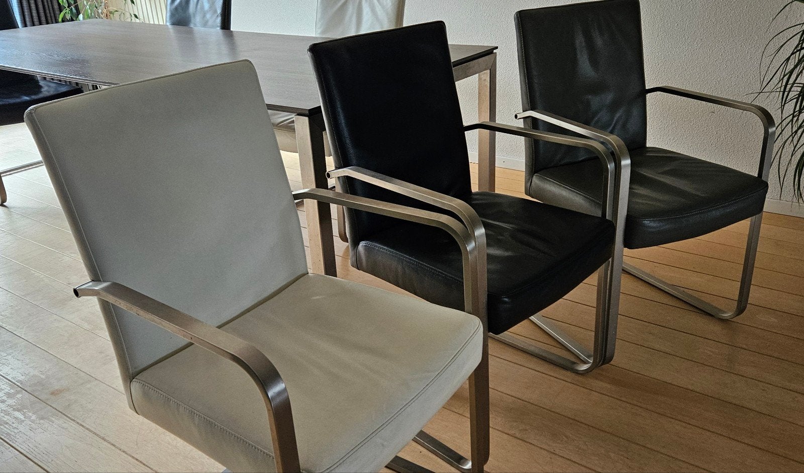 6 mooie leren eetkamerstoelen, Huis en Inrichting, Stoelen, Ophalen, Gebruikt, Zwart, Leer