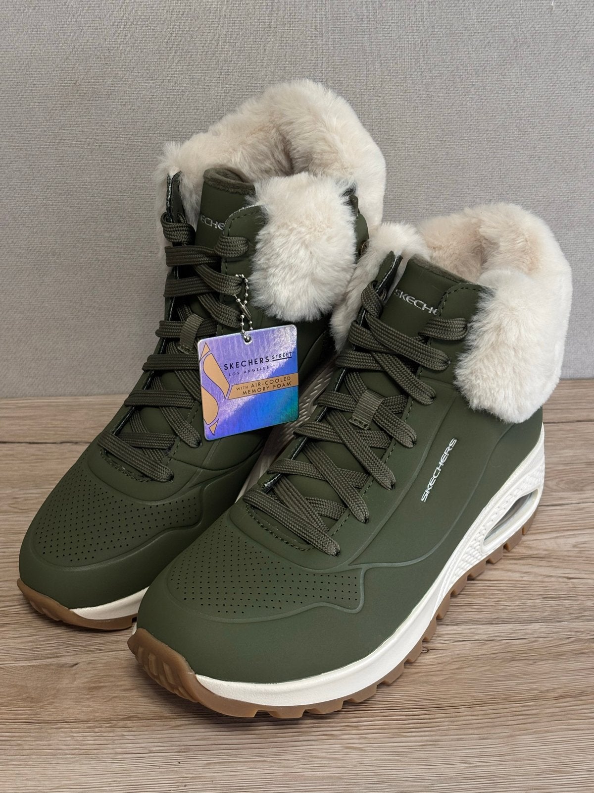 Skechers Uno Rugged - Fall Air olijf dames maat 38 - 1273, Nieuw, Ophalen of Verzenden, Sneakers of Gympen, Groen