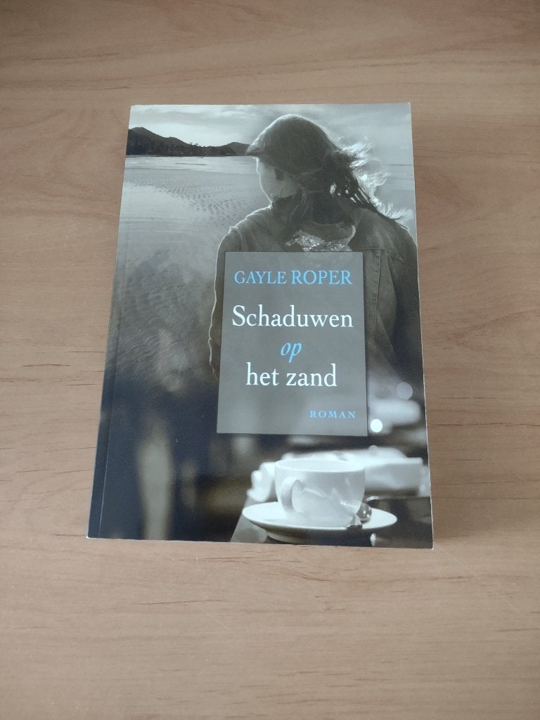 Schaduwen op het zand- Gayle Roper, Boeken, Ophalen of Verzenden, Zo goed als nieuw