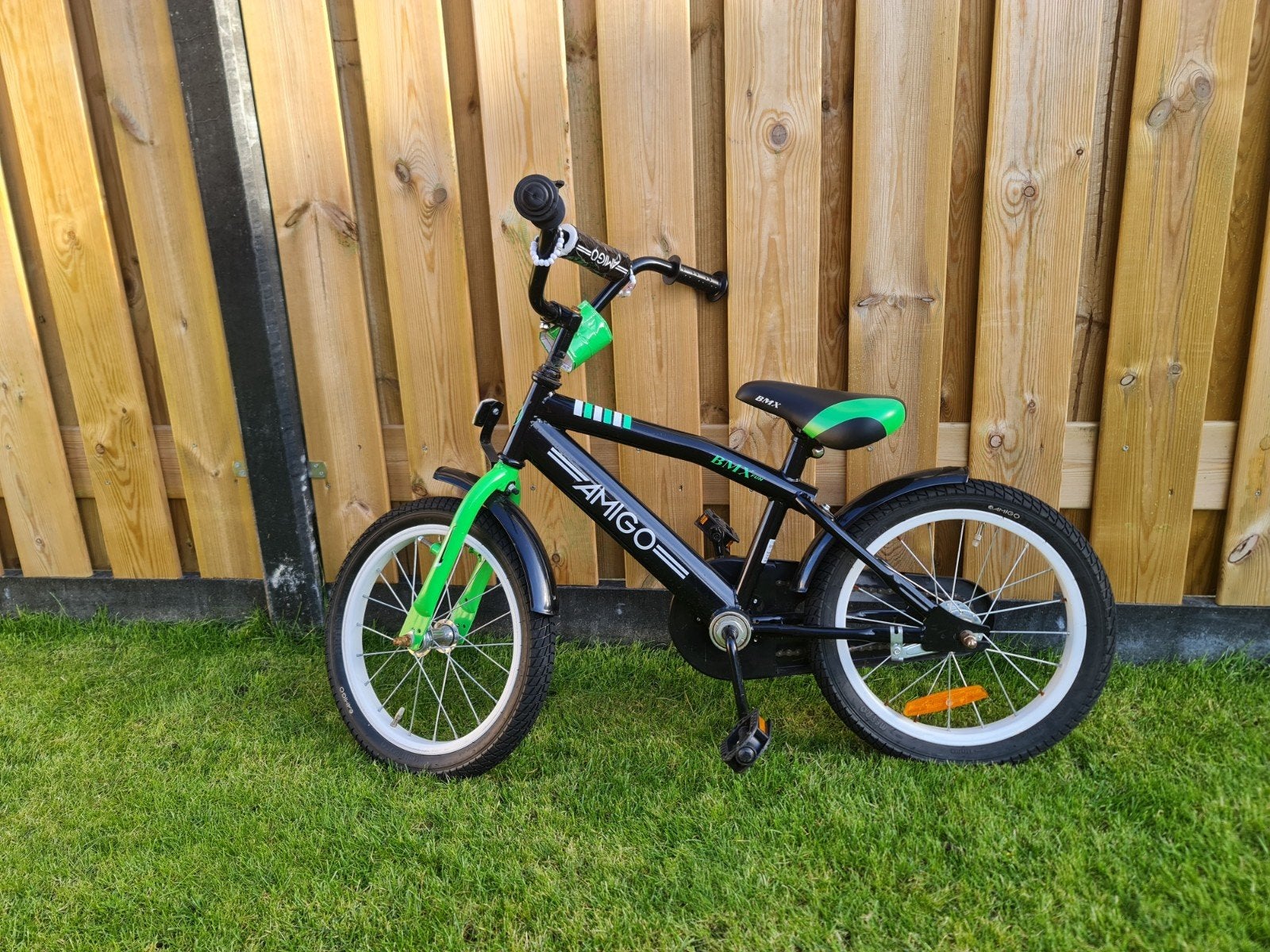 Amigo BMX Kinderfiets Zwart/Groen - Zo goed als nieuw