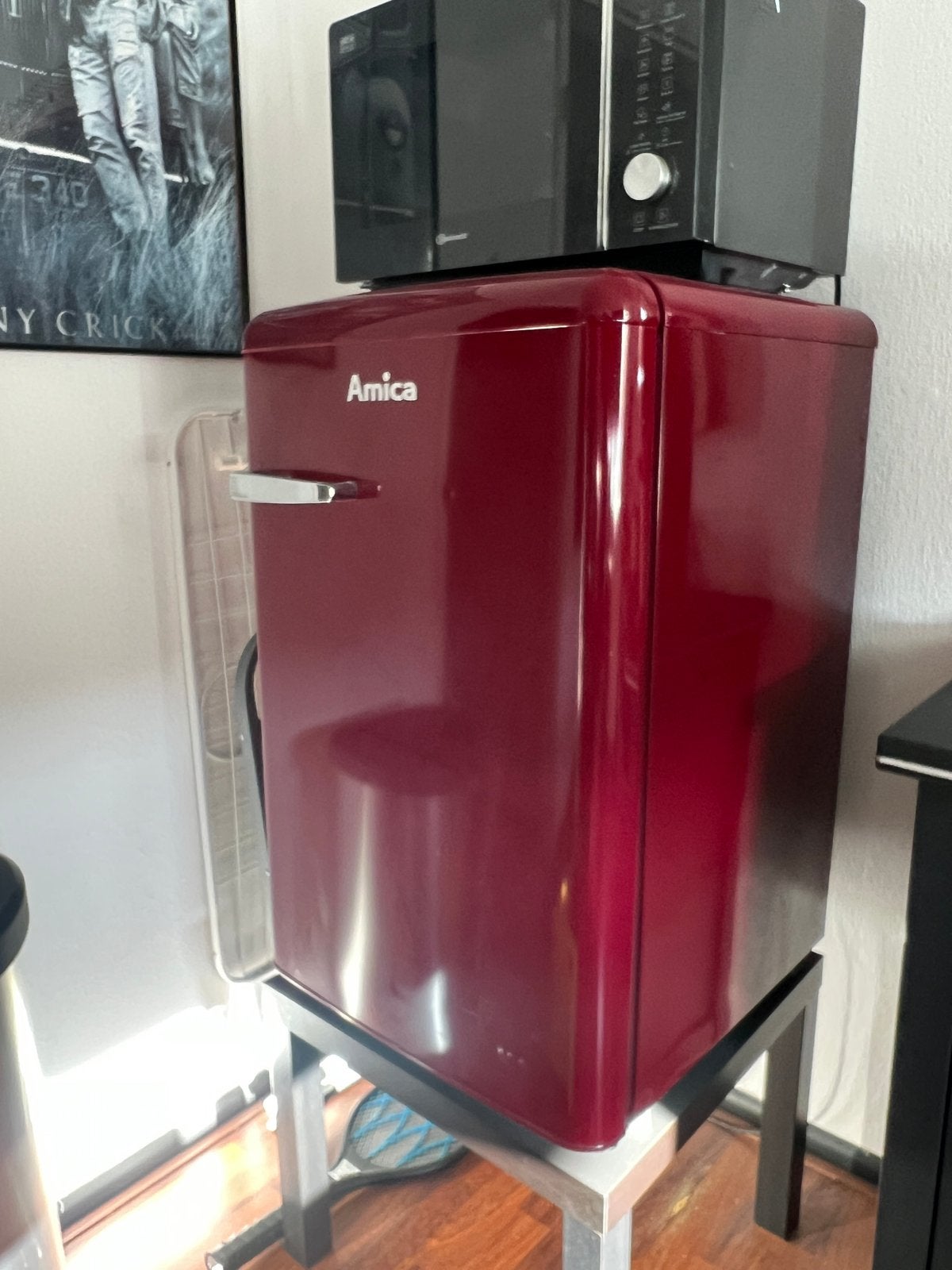Amica Retro Koelkast met Vriesvak - Rood, Witgoed en Apparatuur, 75 tot 100 liter, Zo goed als nieuw, 45 tot 60 cm, Met vriesvak