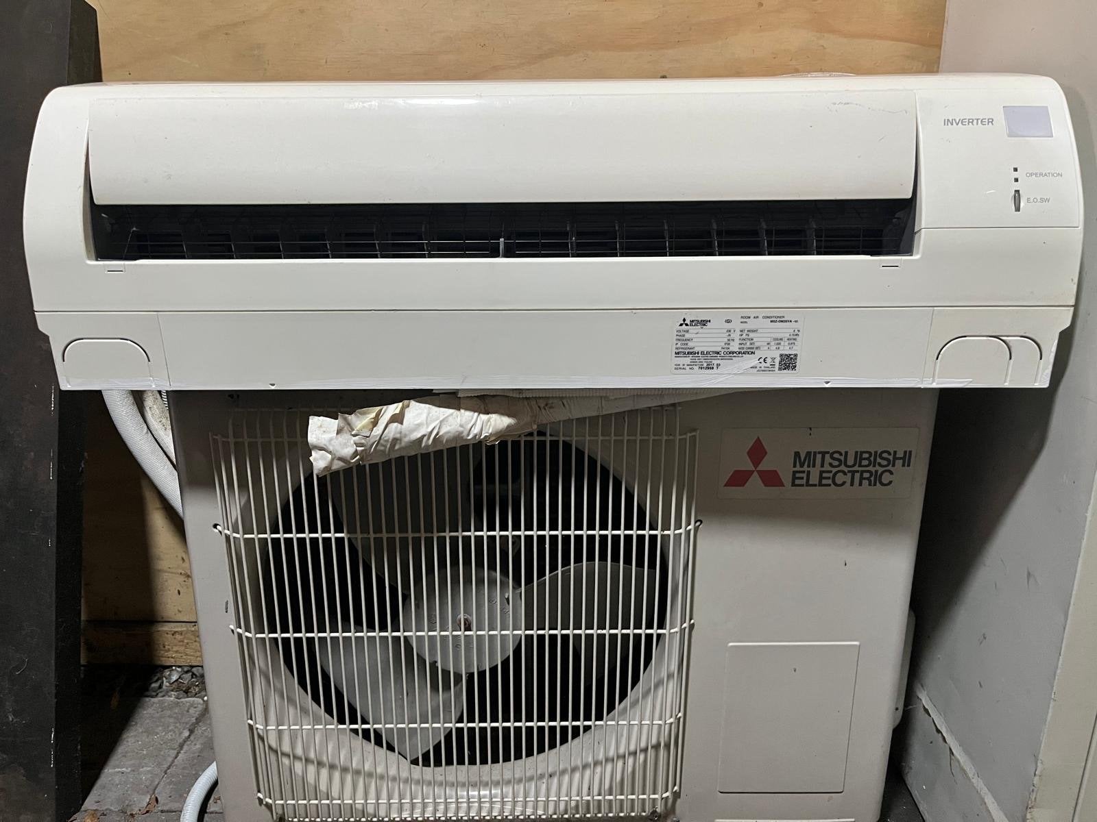 Mitsubishi Electric Inverter Split Airco Koelen & Verwarmen, Ophalen, Minder dan 60 m³, 3 snelheden of meer, Zo goed als nieuw