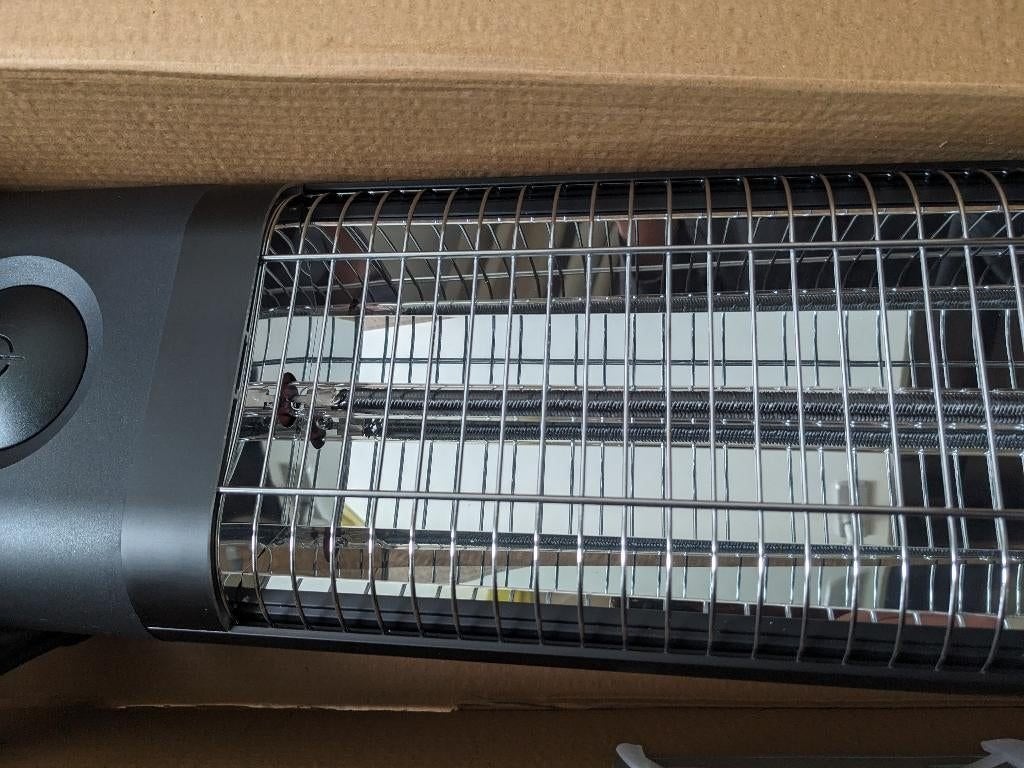 Veito CH1800 RE Infrarood Terrasverwarmer (Nieuw + garantie), Doe-het-zelf en Verbouw, Verwarming en Radiatoren, 30 tot 80 cm