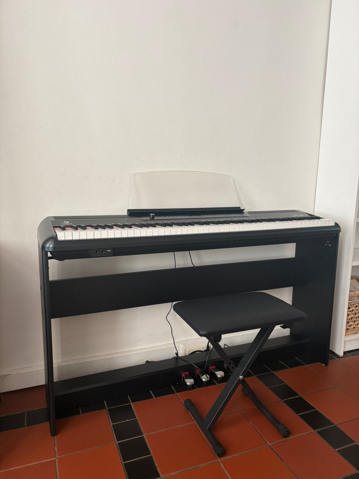 Fazley DP-250-BK digitale piano zwart, Muziek en Instrumenten, Piano's, Ophalen, Zo goed als nieuw, Zwart